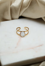 Charger l'image dans la galerie, Bague Duperré (Nacre, Lapis Lazuli, Agate verte…)