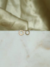 Charger l'image dans la galerie, Boucles d'oreilles mini Véronica