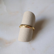 Charger l&#39;image dans la galerie, Bague Double [martelage différent]
