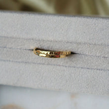 Charger l&#39;image dans la galerie, Bague Double [martelage différent]
