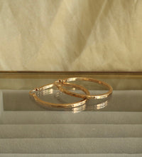 Charger l&#39;image dans la galerie, Créoles Maxi Emma
