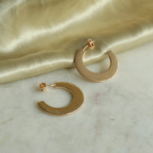 Charger l&#39;image dans la galerie, Créoles Cam
